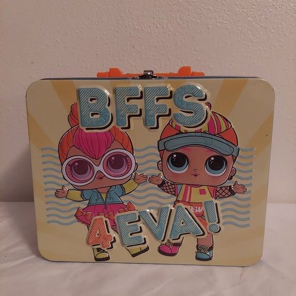 L.O.L. Surprise! BFFS 4 Eva! Metal Lunch box Tin Pencil Crayon Holder - Picture 1 of 7